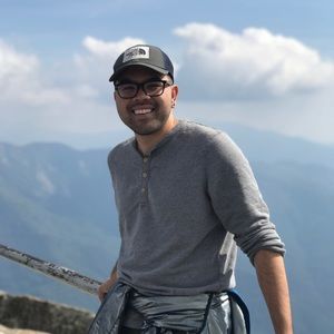 Meet your Posher, Phi